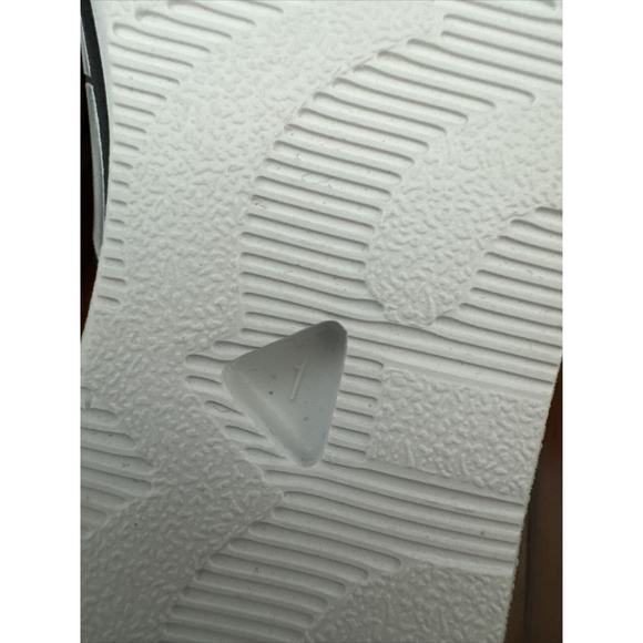 GOATS Black/White Comfortable Slip On Slide Sz Kids 1Y EU 33 New Nordstrom - Picture 6 of 6